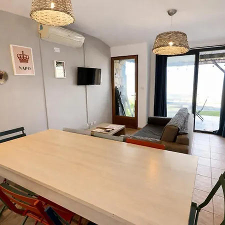 - 8 A 10 Personnes - Solea 3 - Vue *