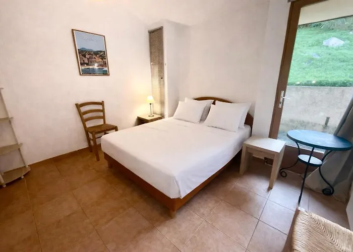 - 8 Personnes - Solea 3 - Vue Serra-di-Ferro (Corsica)